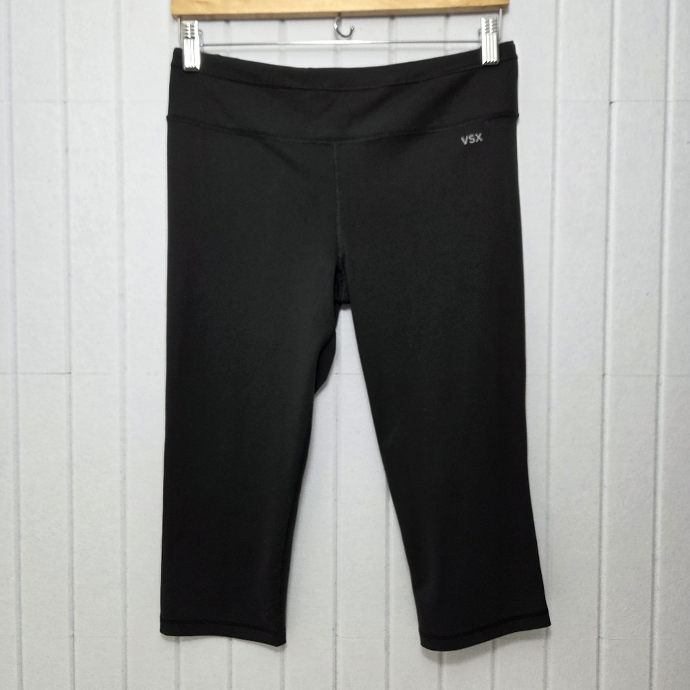 Victoria's Secret VSX Black Workout Capris leggings‎ Size M